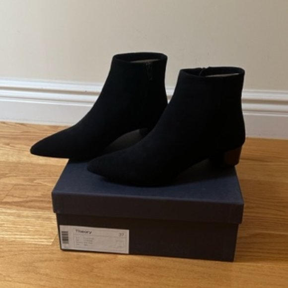 Theory Poented Toe Suede Booties, NEW - Picture 2 of 14